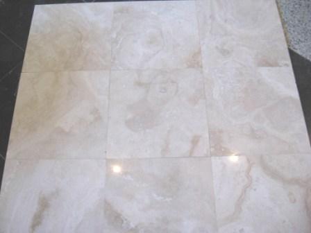 Light Cream Travertine Tile